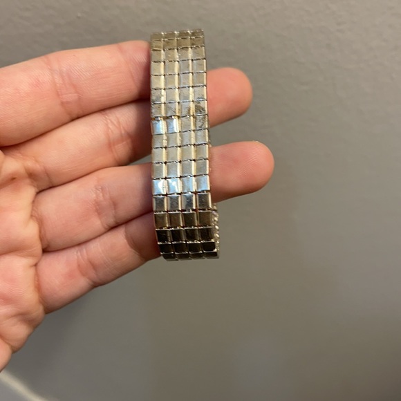 Stretchy Rhinestone Bracelet - Picture 3 of 3